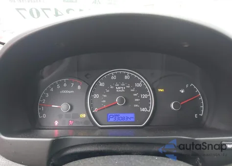 2010 Hyundai Elantra Gls z USA, uszkodzony, nr VIN KMHDU4AD5AU831207